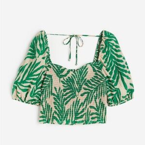 EUC Smocked top with puffy sleeves. Beige/green. XXL